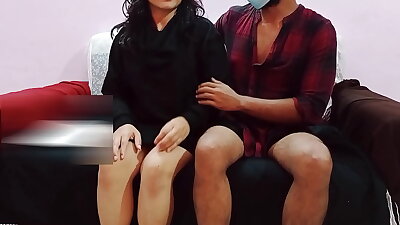 दोस्त की बड़ी बहन को घोड़ी बनाकर चोदा उसी के घर में XXX Sister Sex साफ हिंदी आवाज में