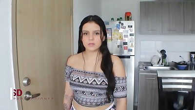 MI HERMANASTRA ME DEBE DINERO ASI QUE  ME LA FOLLO A CAMBIO DE LA DEUDA